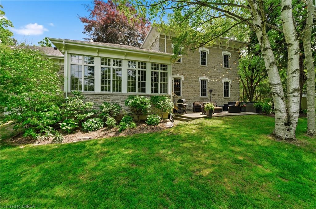 25 Dunbar Street Property Photo 45