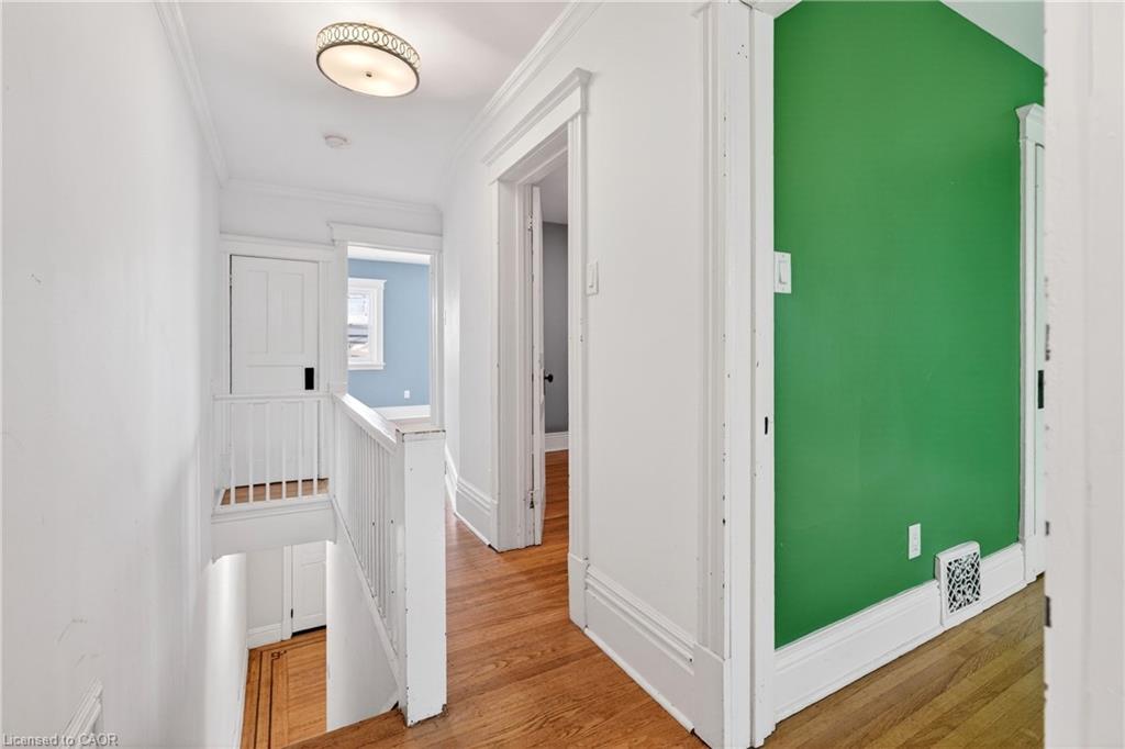 520 John Street N Property Photo 25