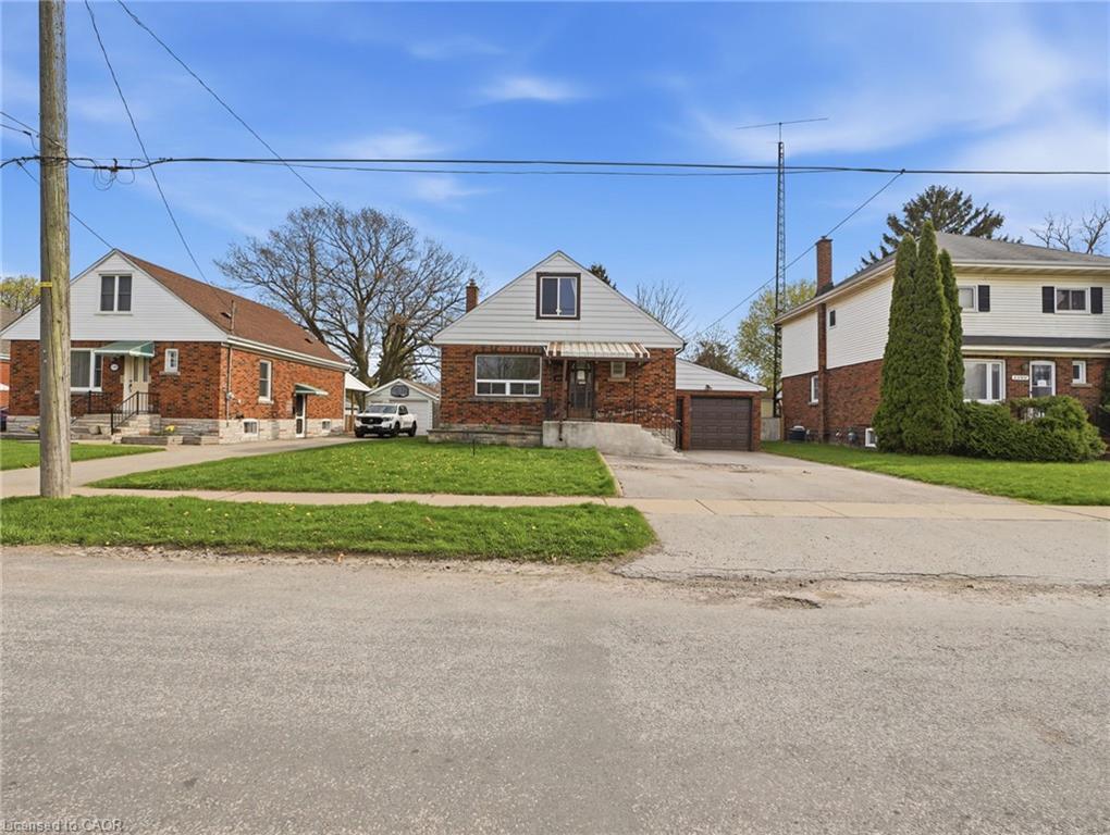 6476 Maranda Street Property Photo 2