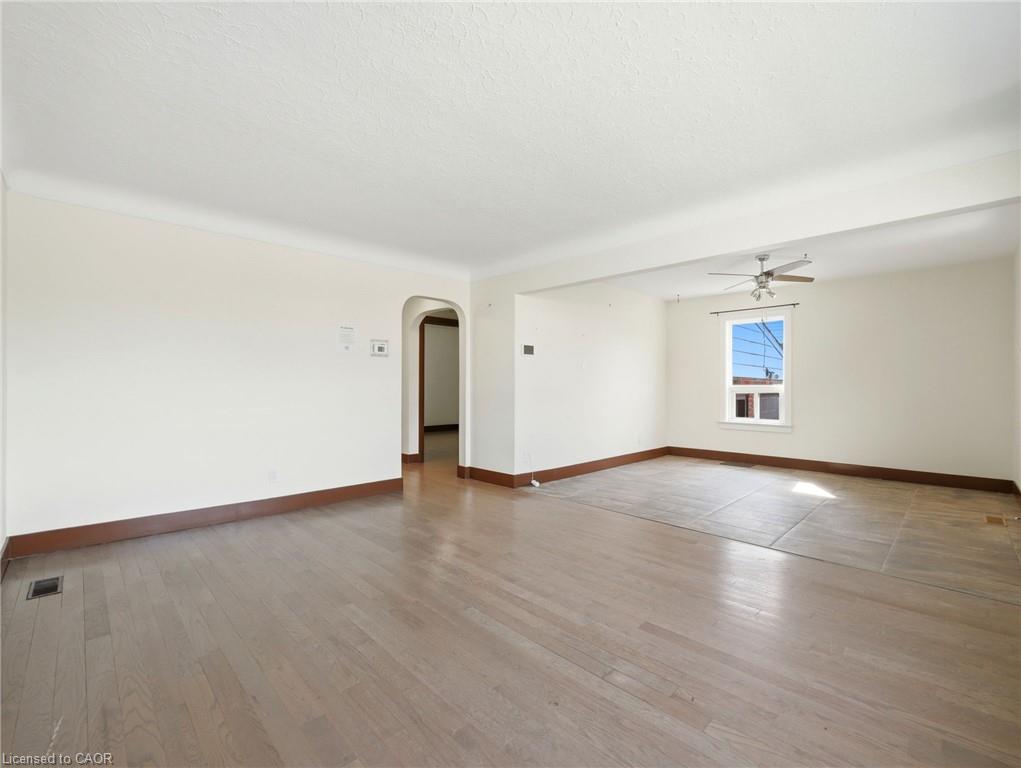 6476 Maranda Street Property Photo 7
