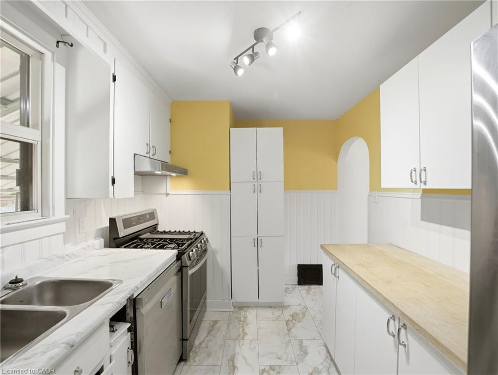 6476 Maranda Street Property Photo 11