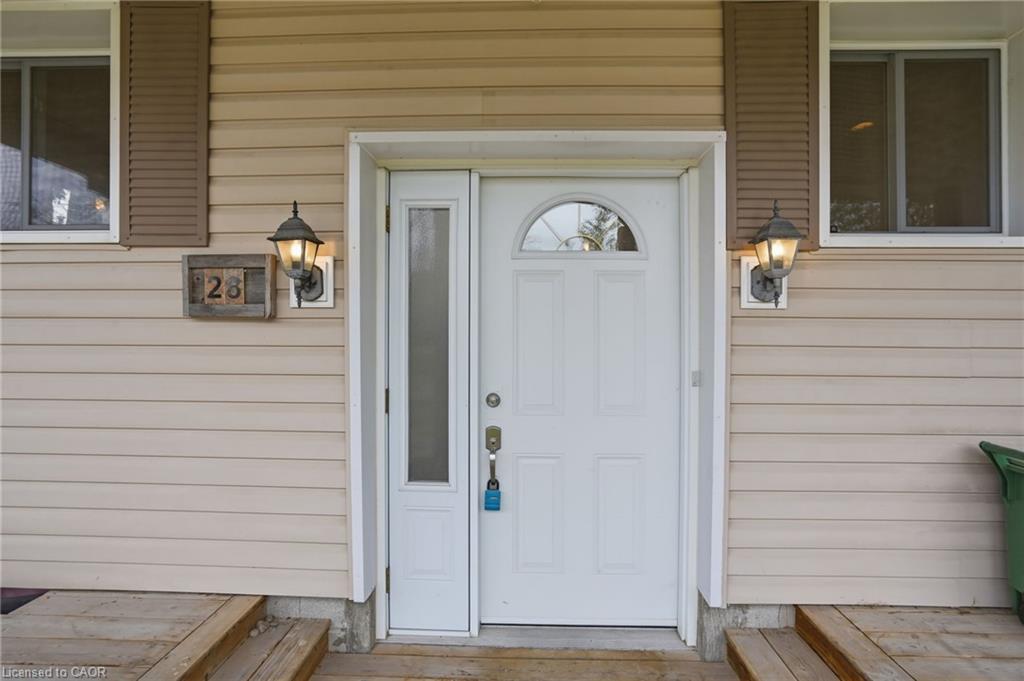28 River Drive Property Photo 3