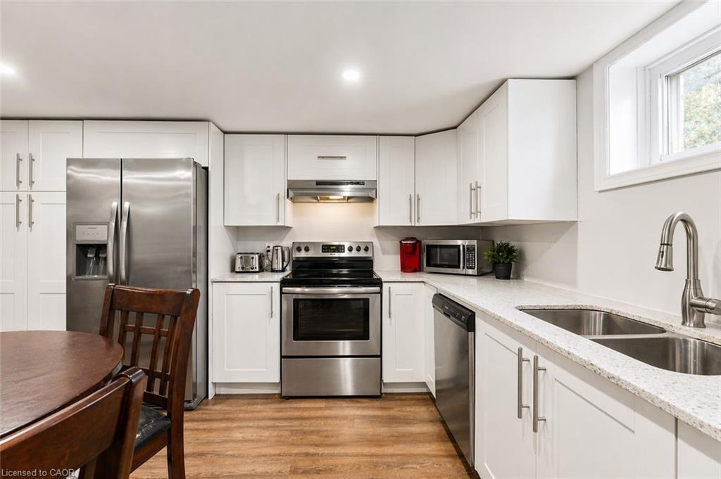 557 Lake Street Property Photo 19