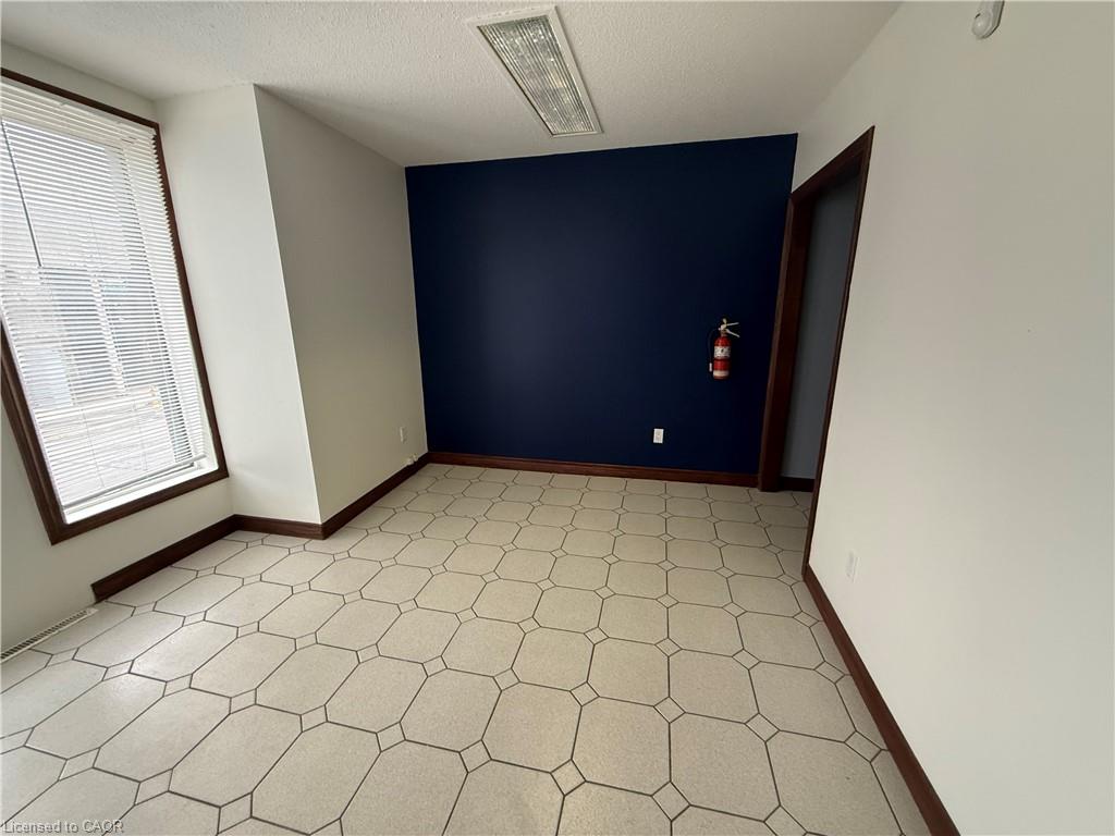 101 Hunter Street E Property Photo 2
