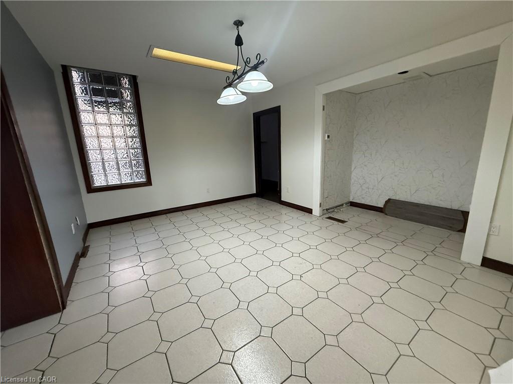 101 Hunter Street E Property Photo 3