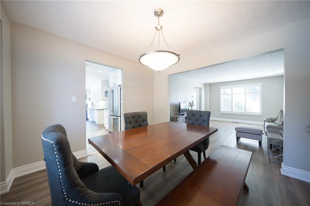 20 Hogarth Road Property Photo 10