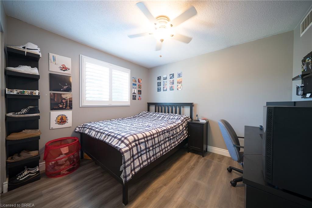 20 Hogarth Road Property Photo 31