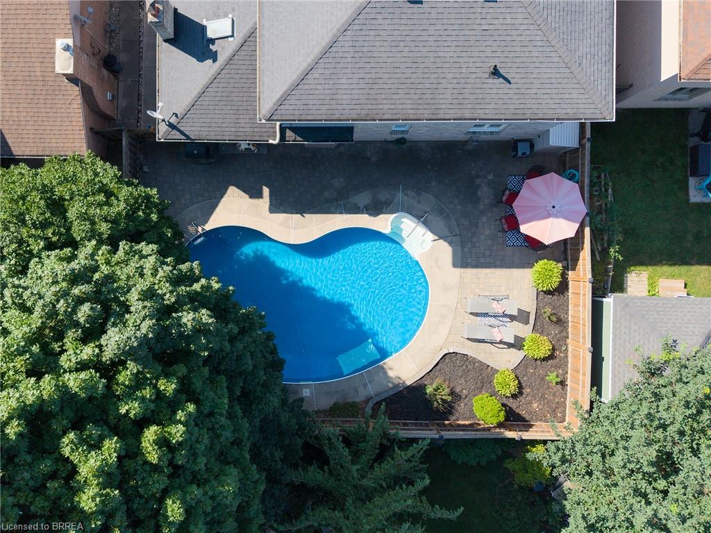20 Hogarth Road Property Photo 44