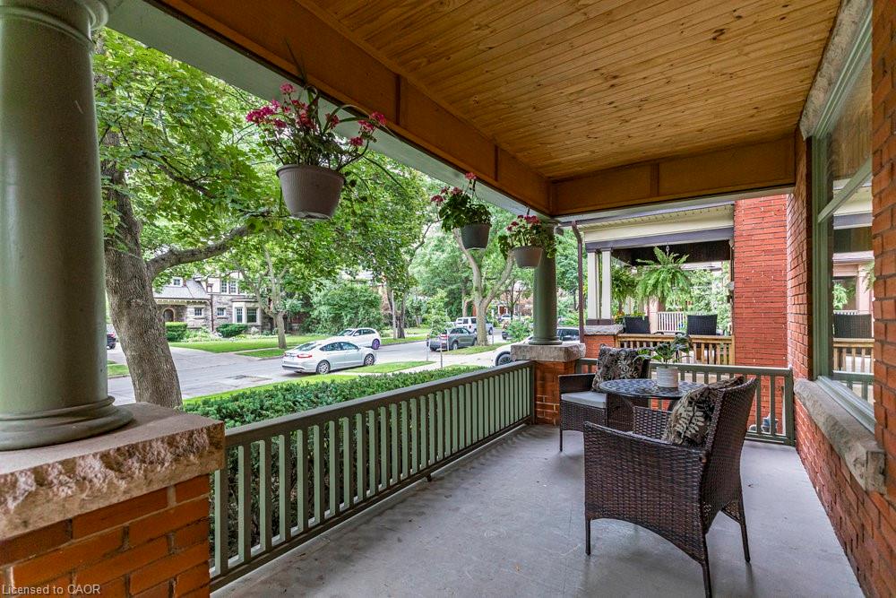90 Blake Street Property Photo 4