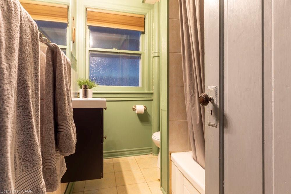 90 Blake Street Property Photo 21