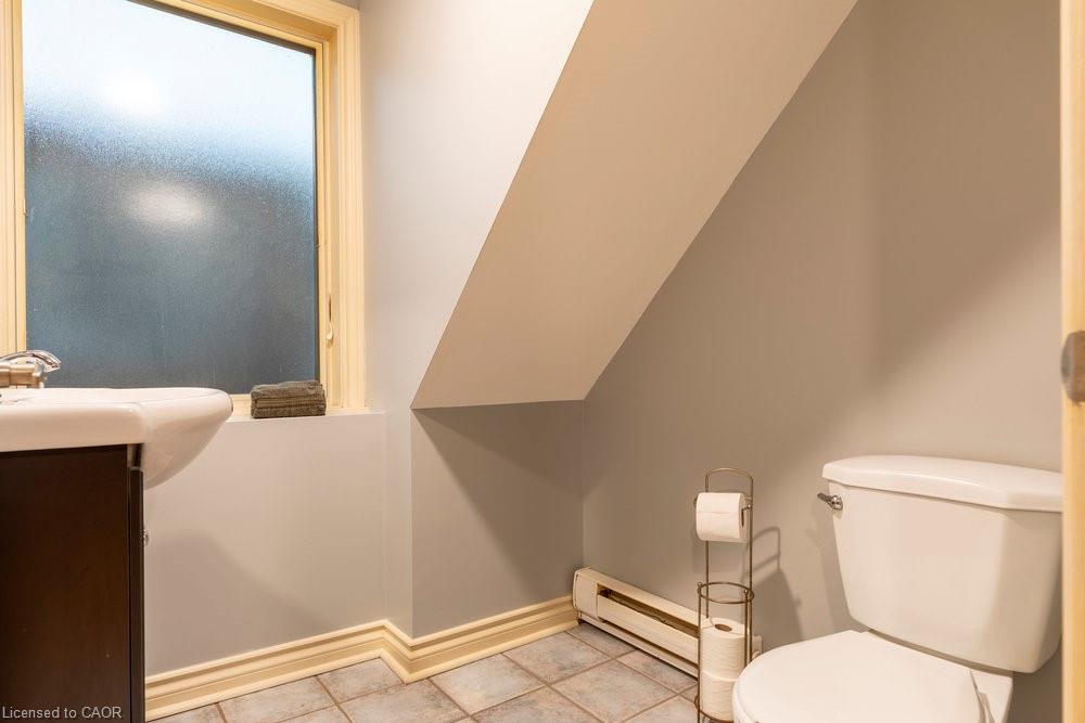 90 Blake Street Property Photo 28