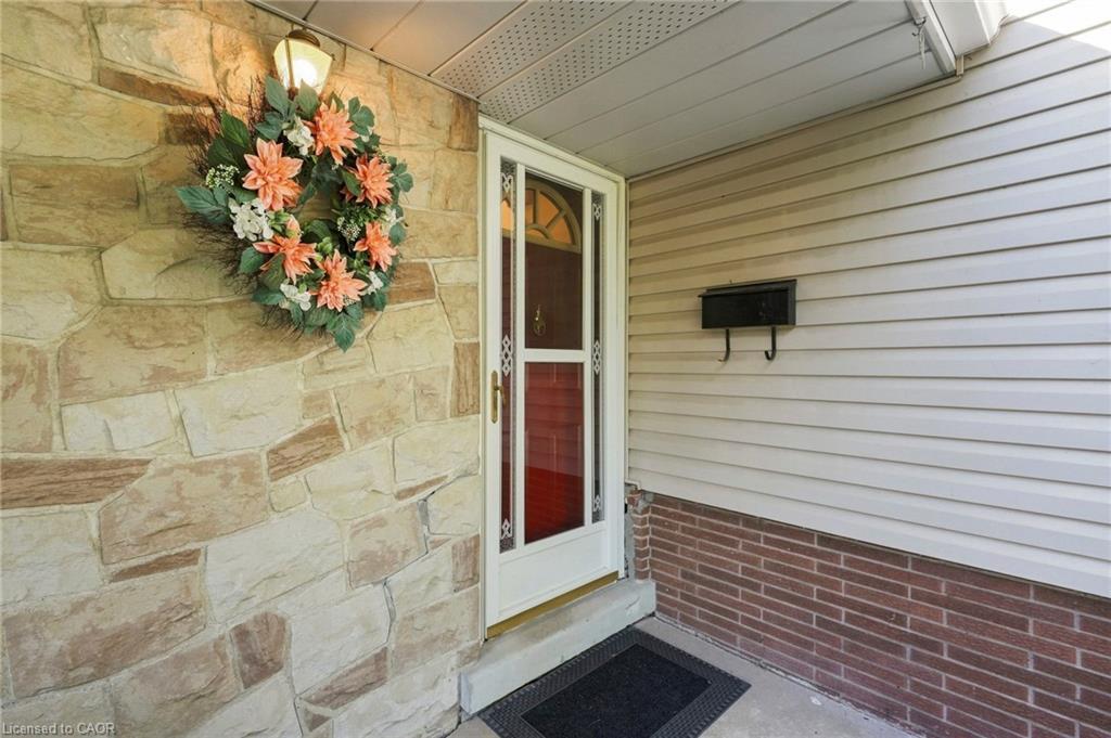 31 Valerie Drive Property Photo 4