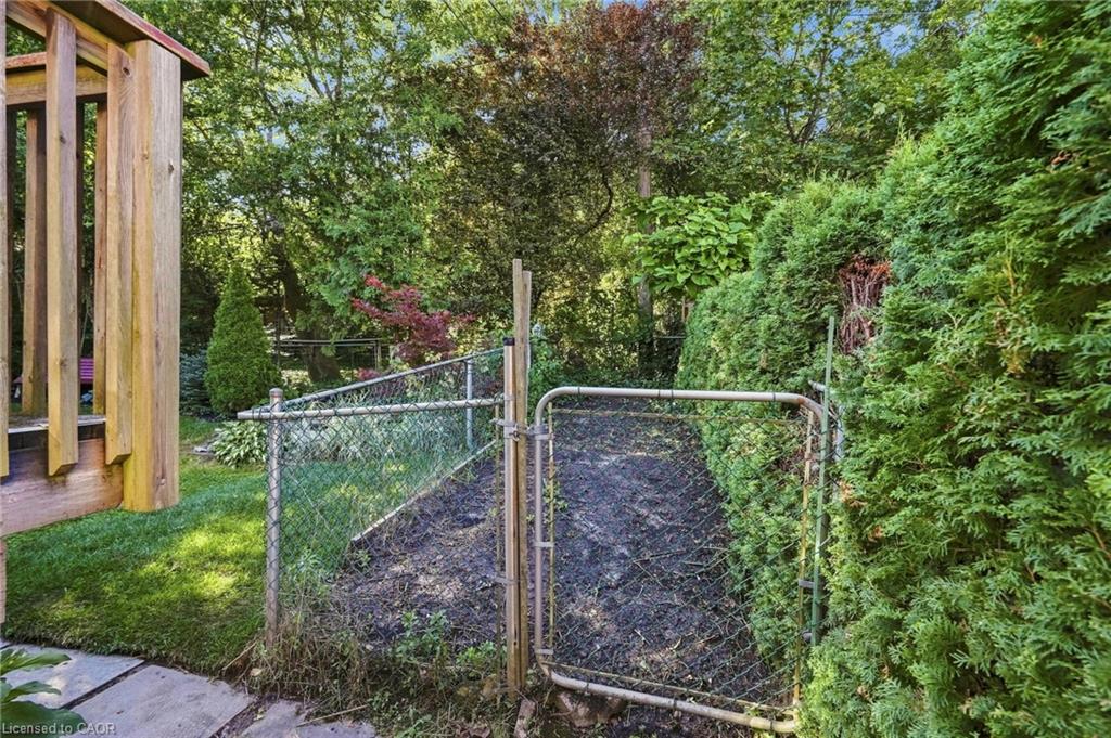 31 Valerie Drive Property Photo 38