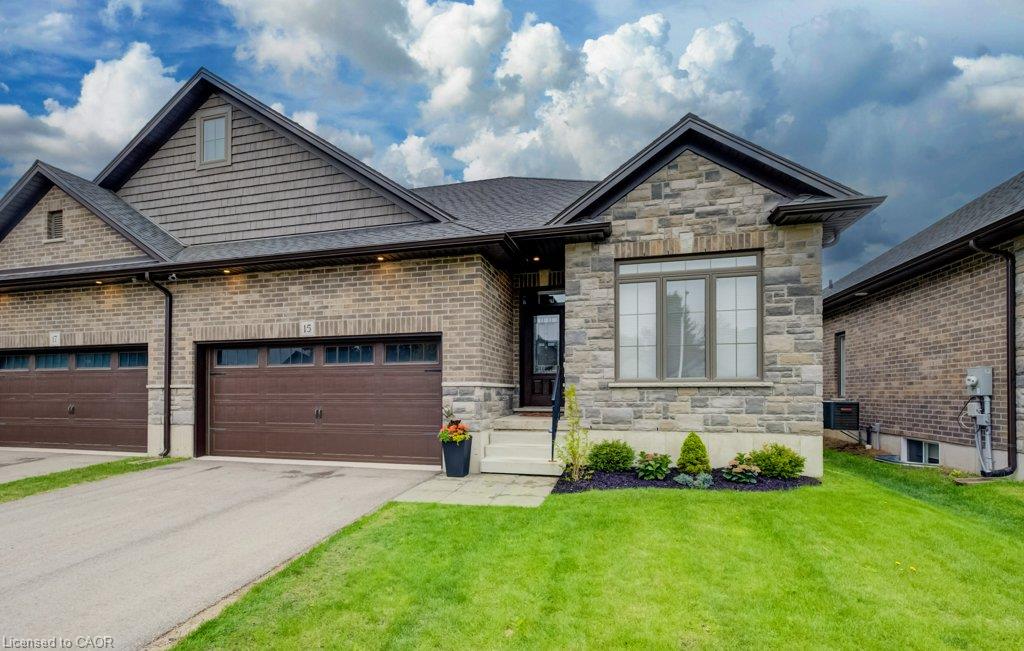 15 Matheson Crescent Property Photo 2