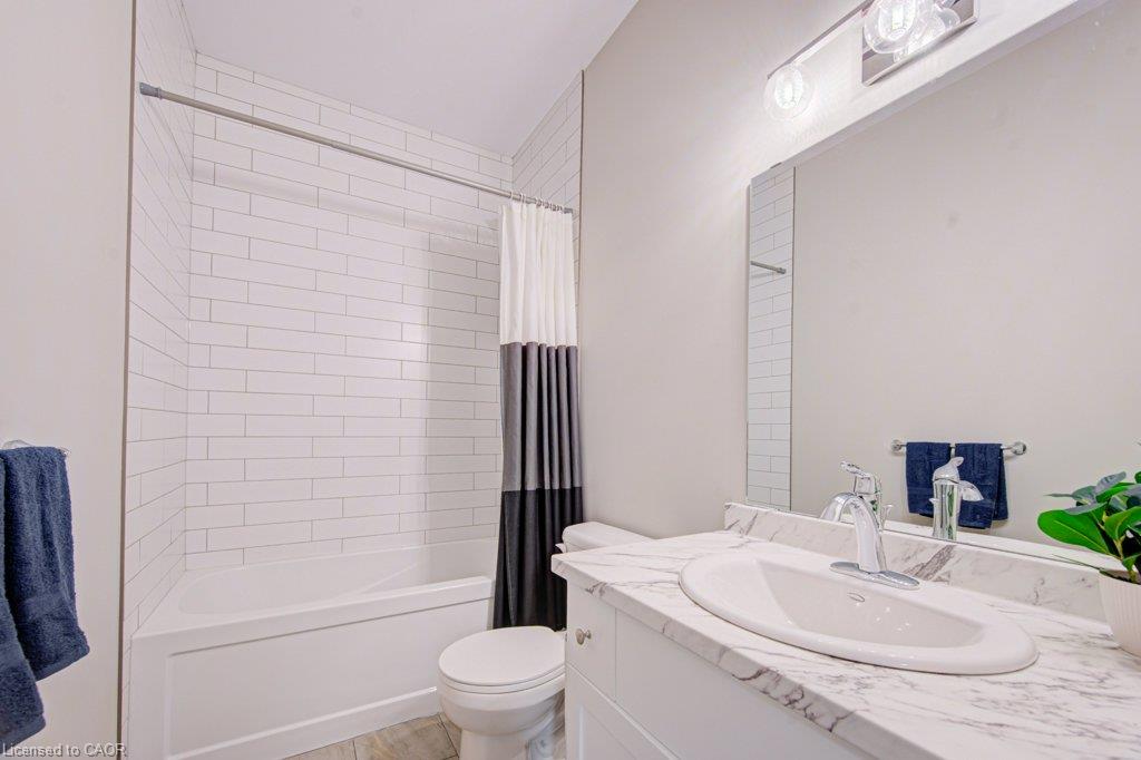 15 Matheson Crescent Property Photo 8