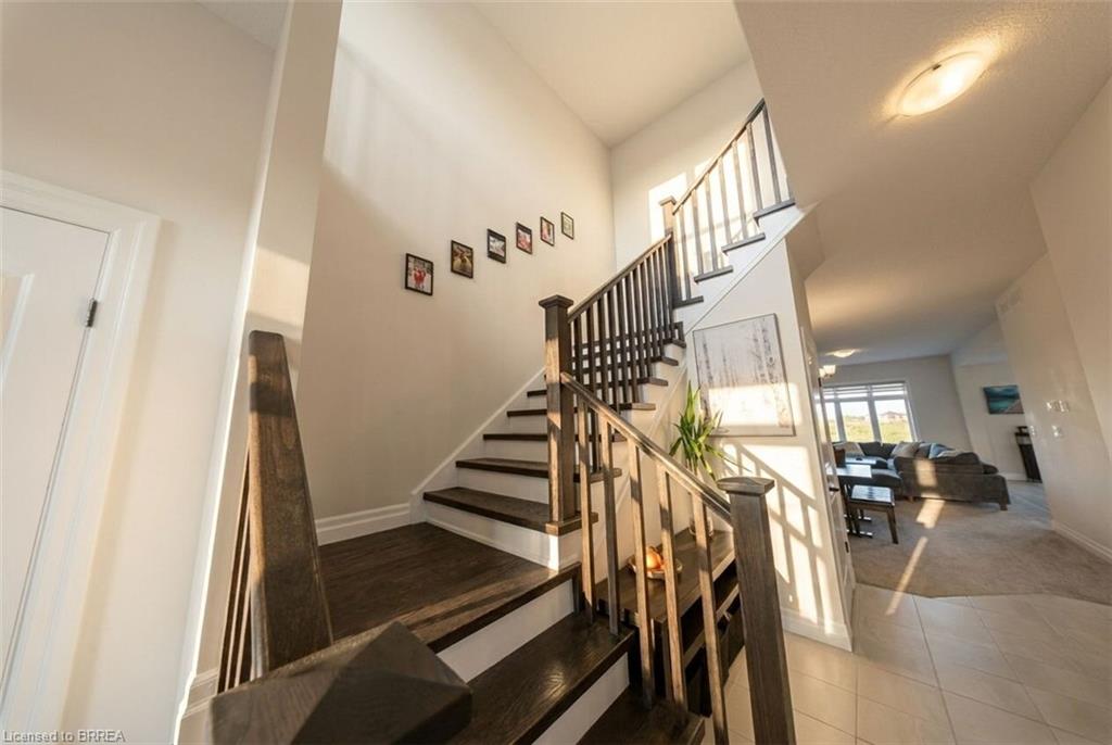 185 Savannah Ridge Drive Property Photo 21