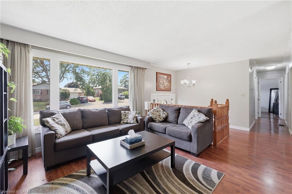 30 Laird Street Property Photo 8