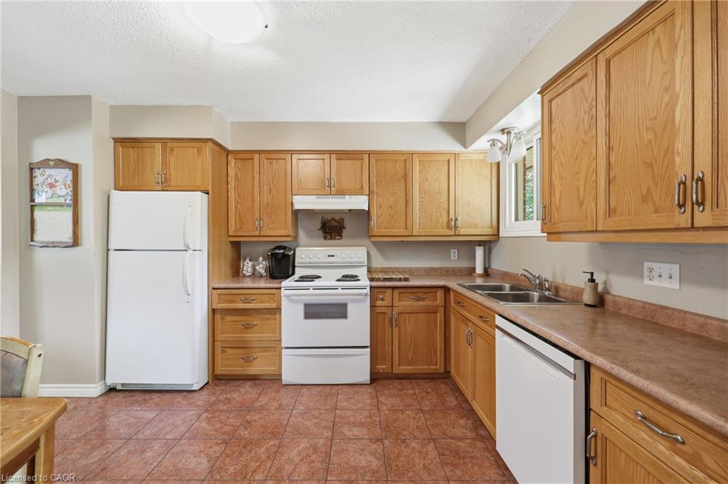 30 Laird Street Property Photo 12