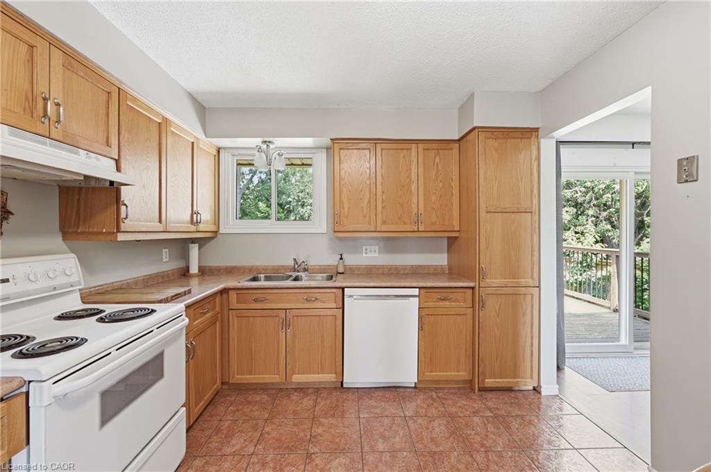 30 Laird Street Property Photo 14