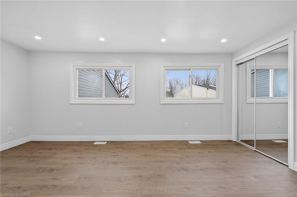 153-2050 Upper Middle Road Property Photo 25