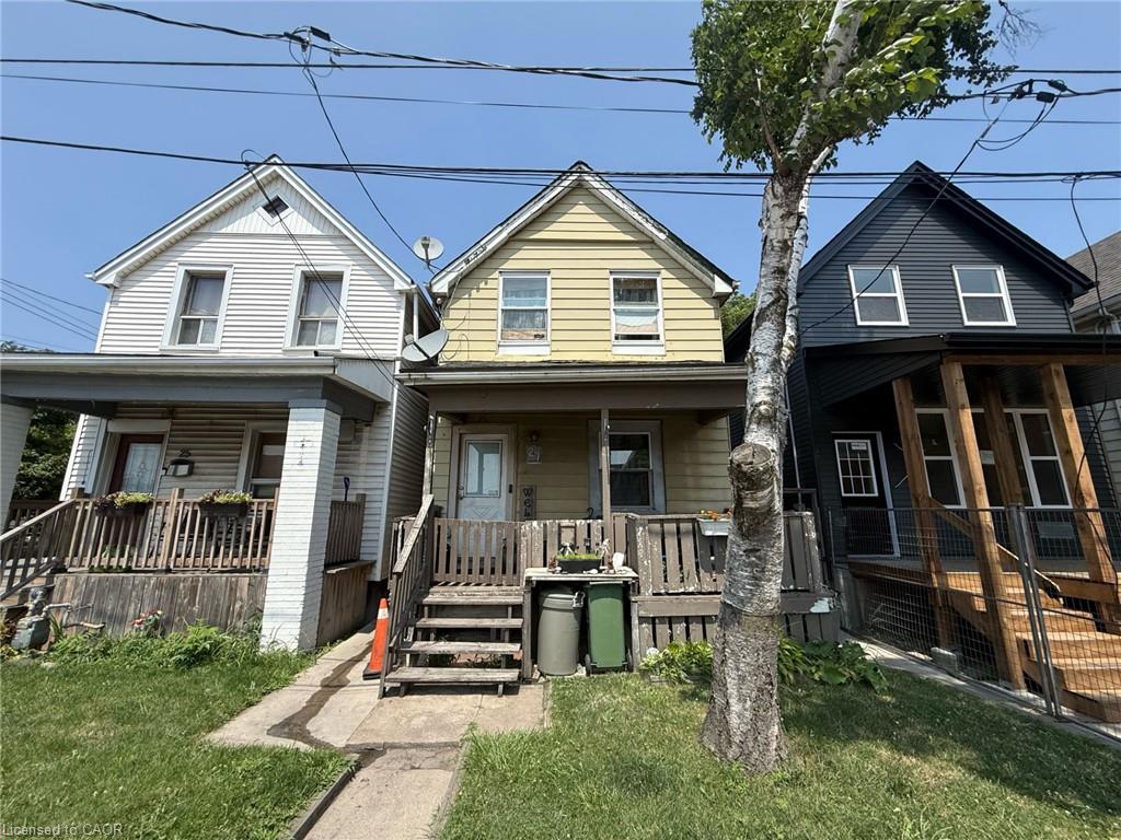 27 Mons Avenue Property Photo 1