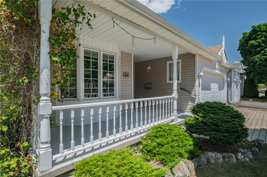 14 Aspen Lane Property Photo 3
