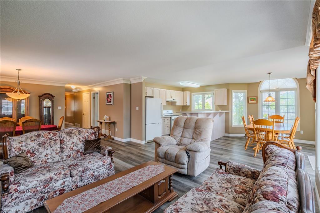 14 Aspen Lane Property Photo 10