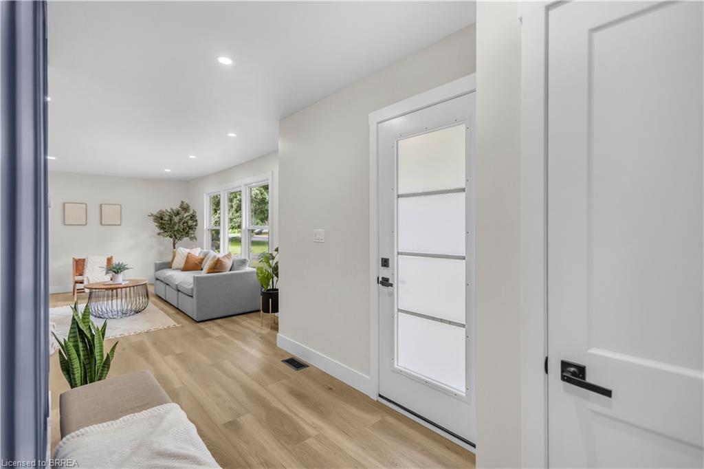 44 Tyrell Street Property Photo 4