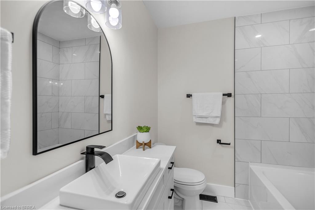 44 Tyrell Street Property Photo 27