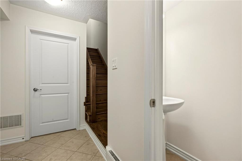 312 Jemima Drive Property Photo 4