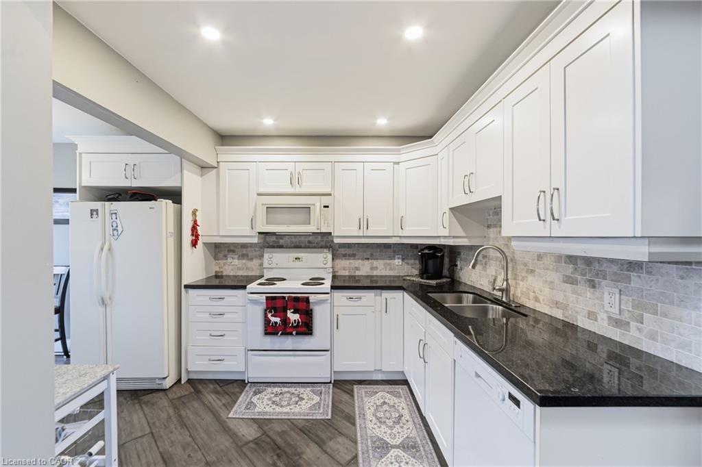 18 Westmoreland Lane Property Photo 15