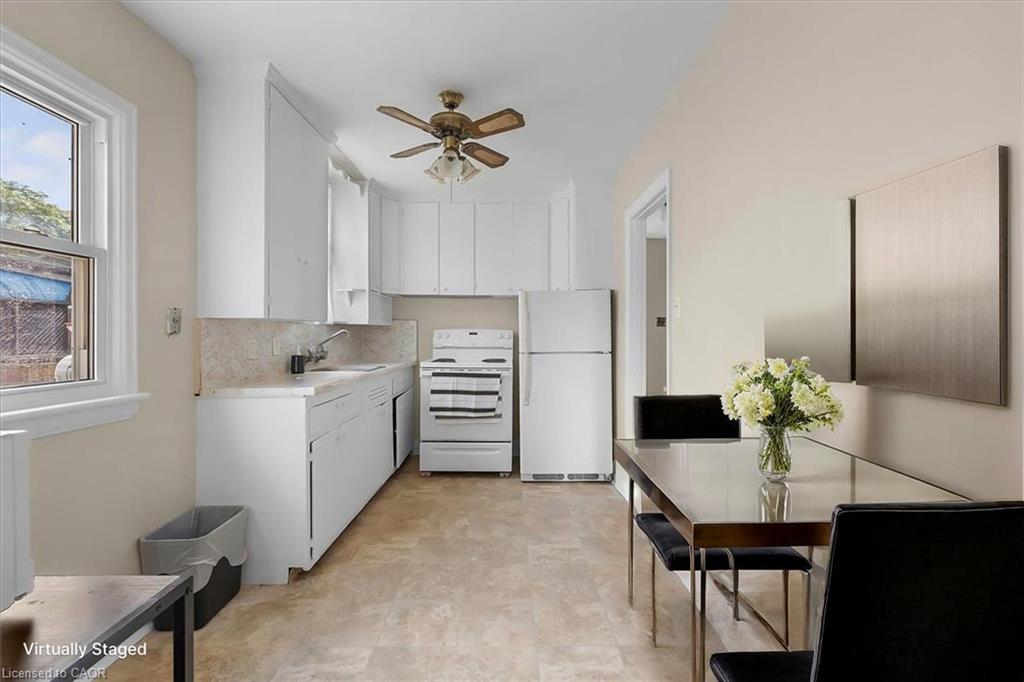 128 East 39th Street Property Photo 4