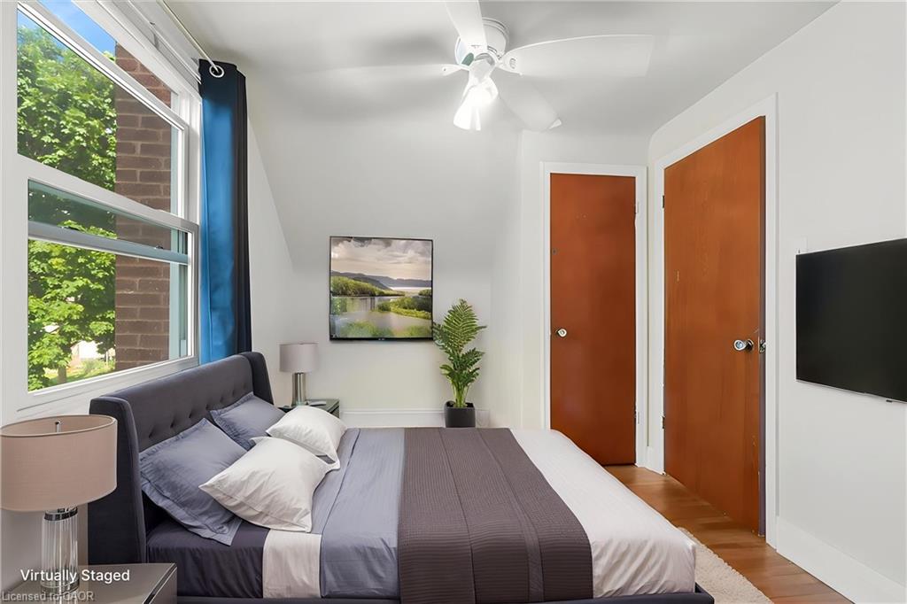128 East 39th Street Property Photo 8