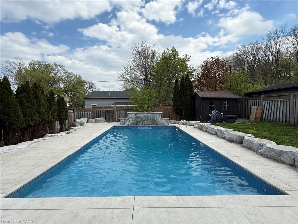 86 Margaret Avenue Property Photo 42