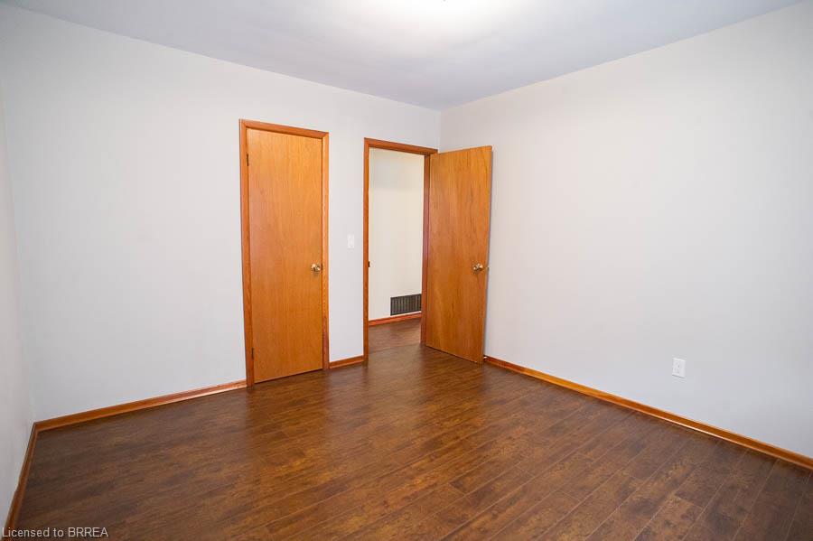 120 Henry Street Property Photo 10