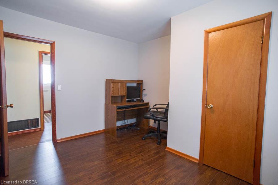 120 Henry Street Property Photo 14