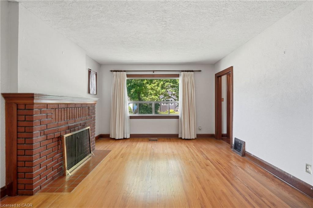 188 Troy Street Property Photo 11