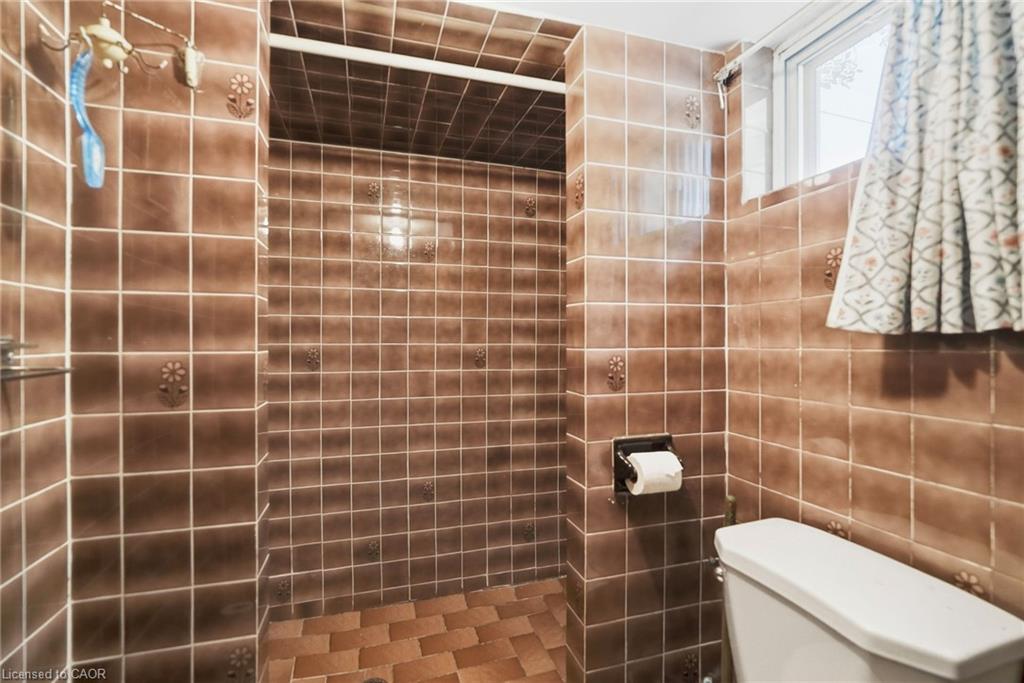 188 Troy Street Property Photo 21