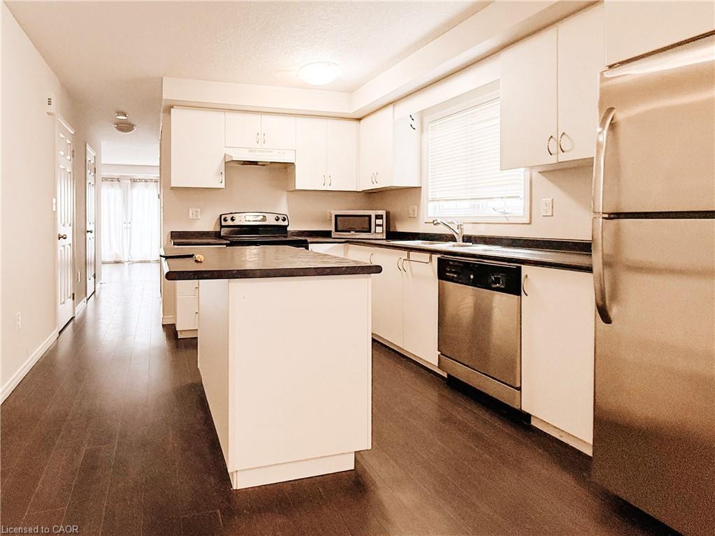 16c-931 Glasgow Street Property Photo 5