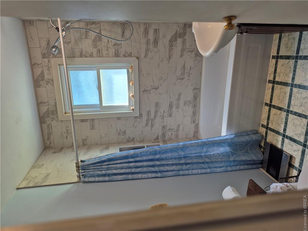 97 Colborne Street S Property Photo 31