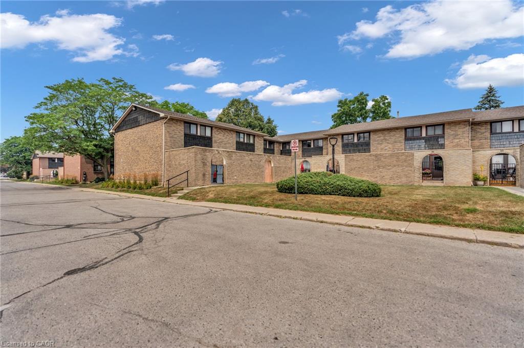31-474 Southdale Road E Property Photo 5