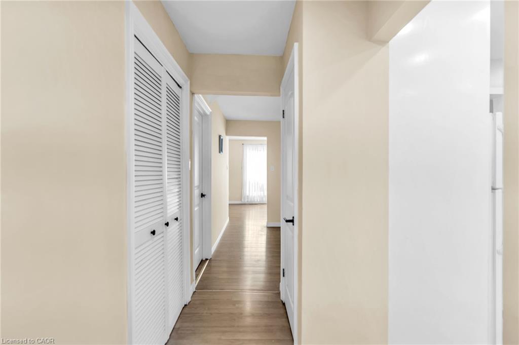 31-474 Southdale Road E Property Photo 8