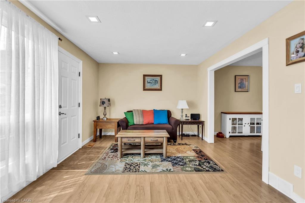 31-474 Southdale Road E Property Photo 22