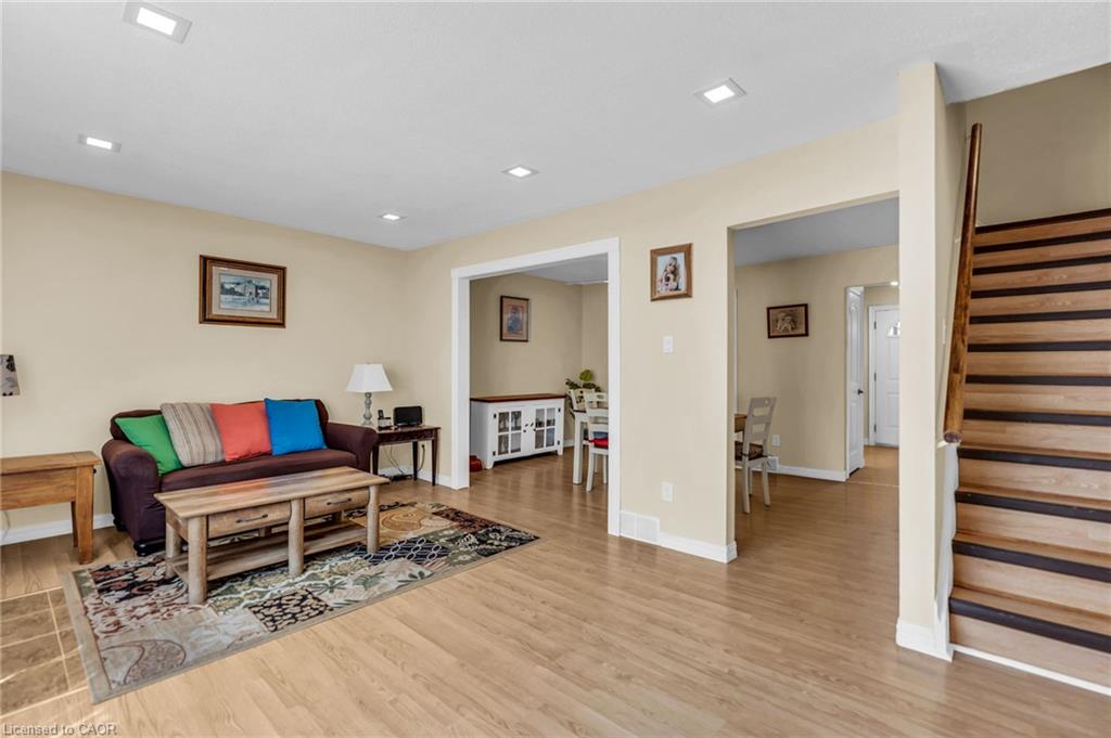 31-474 Southdale Road E Property Photo 23
