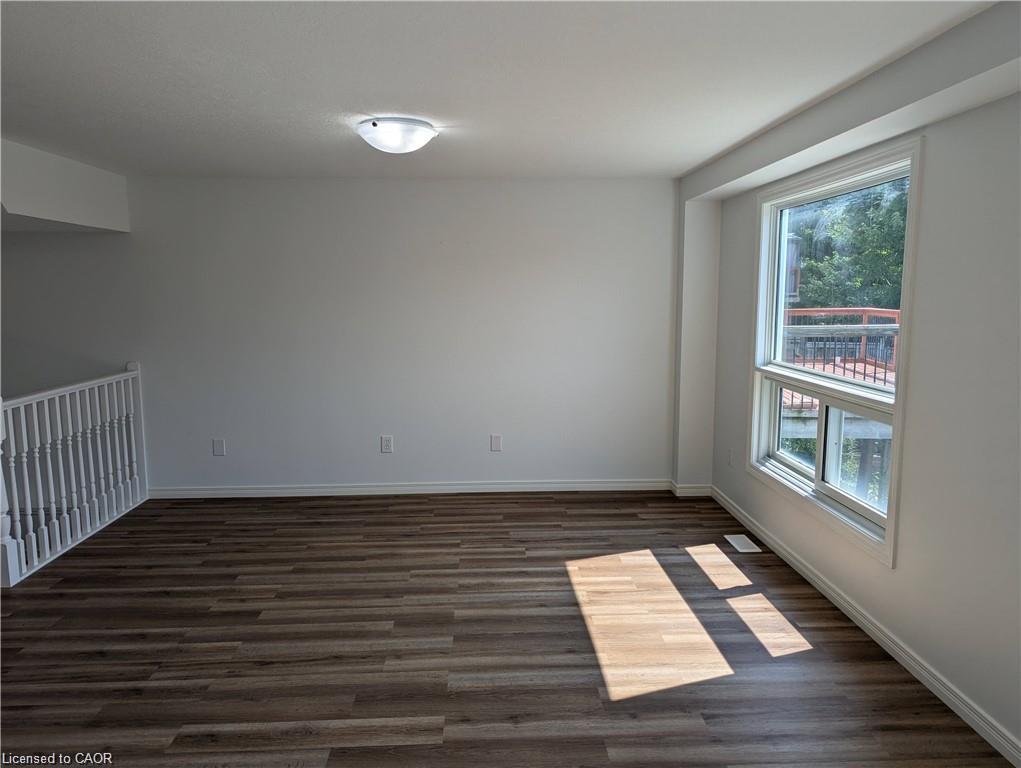 699 Laurelwood Drive Property Photo 9