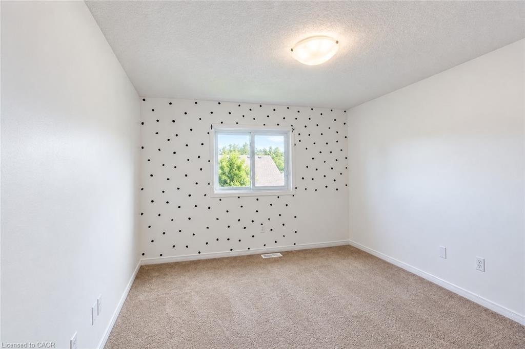 699 Laurelwood Drive Property Photo 16