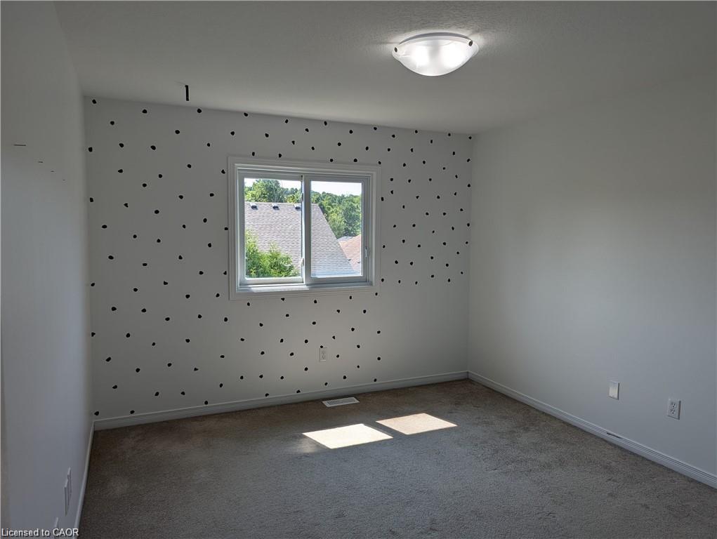 699 Laurelwood Drive Property Photo 17