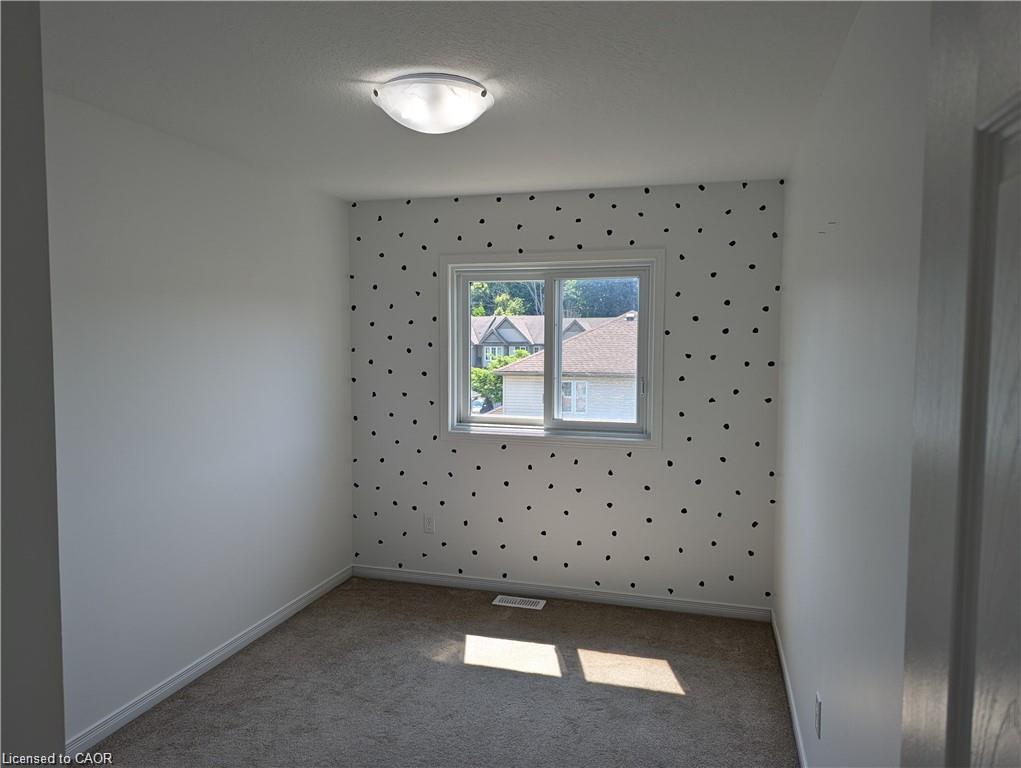 699 Laurelwood Drive Property Photo 18
