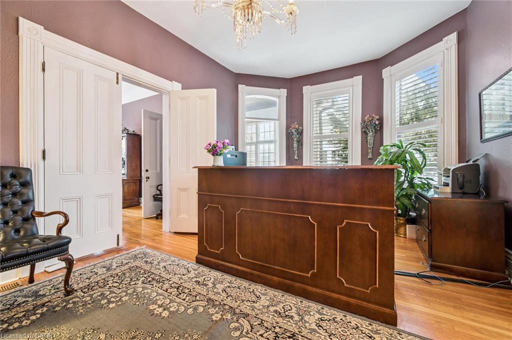 143 Norfolk Street Property Photo 7