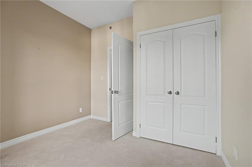 206-34 Plains Road E Property Photo 17